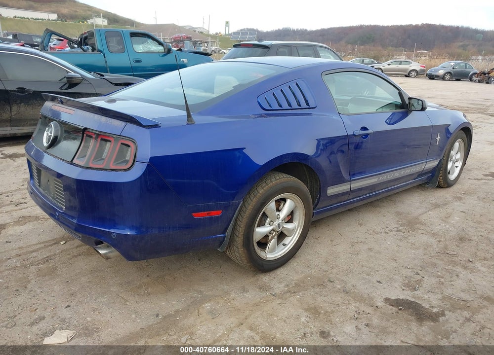 2014 FORD MUSTANG V6 PREMIUM VIN: 1ZVBP8AM0E5258725