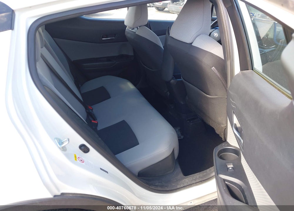 2019 TOYOTA C-HR XLE VIN: NMTKHMBX0KR100472