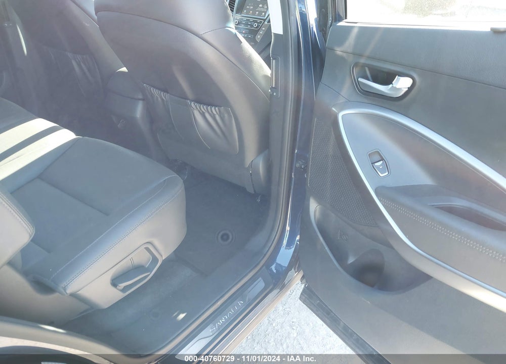 2018 HYUNDAI SANTA FE SE VIN: KM8SNDHF5JU287206