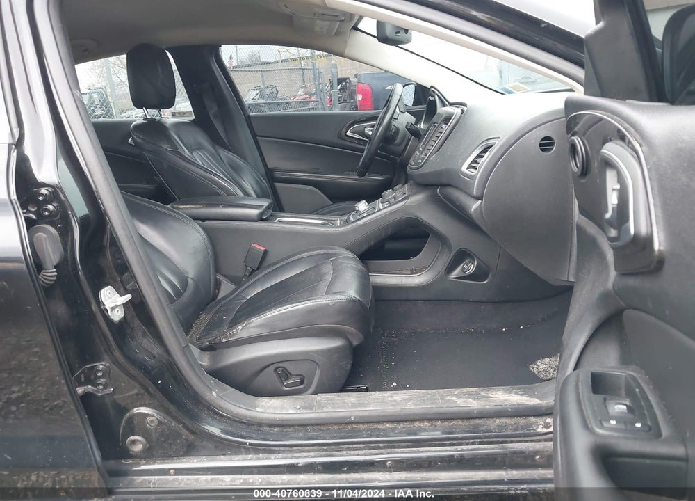 2015 CHRYSLER 200 C VIN: 1C3CCCCB4FN508507