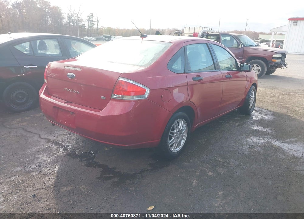 2011 FORD FOCUS SE VIN: 1FAHP3FN4BW157894
