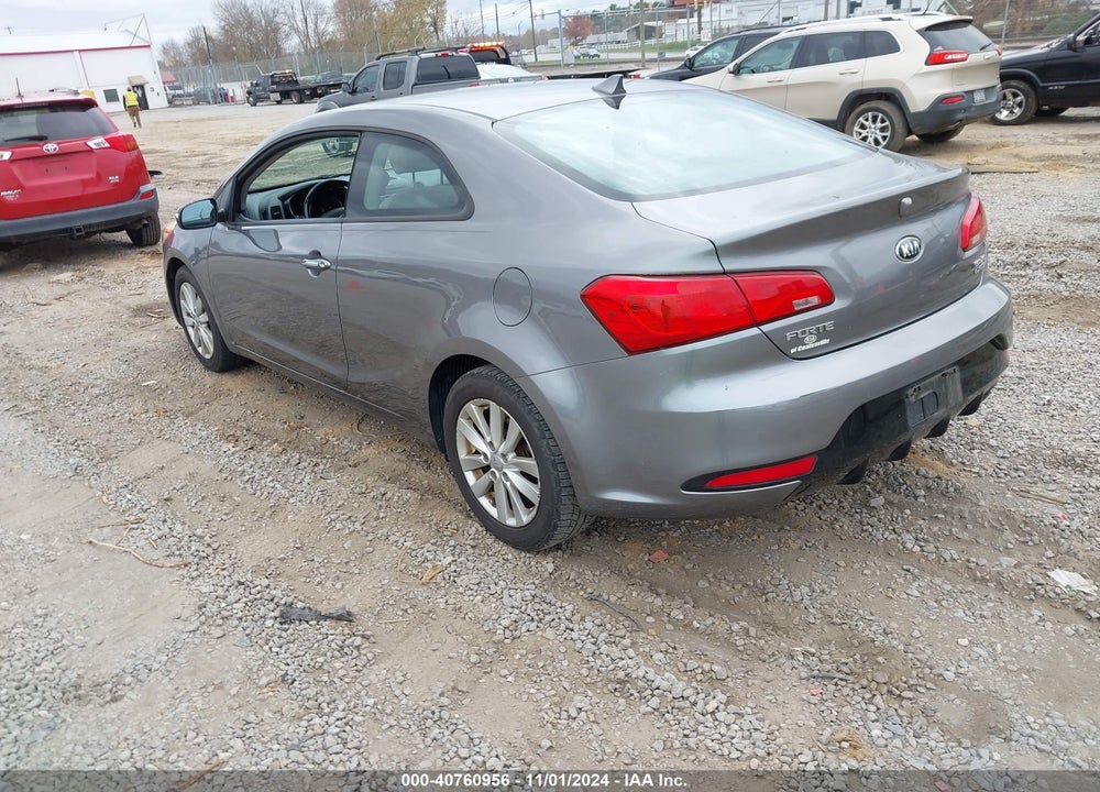 2014 KIA FORTE KOUP EX VIN: KNAFX6A88E5189887
