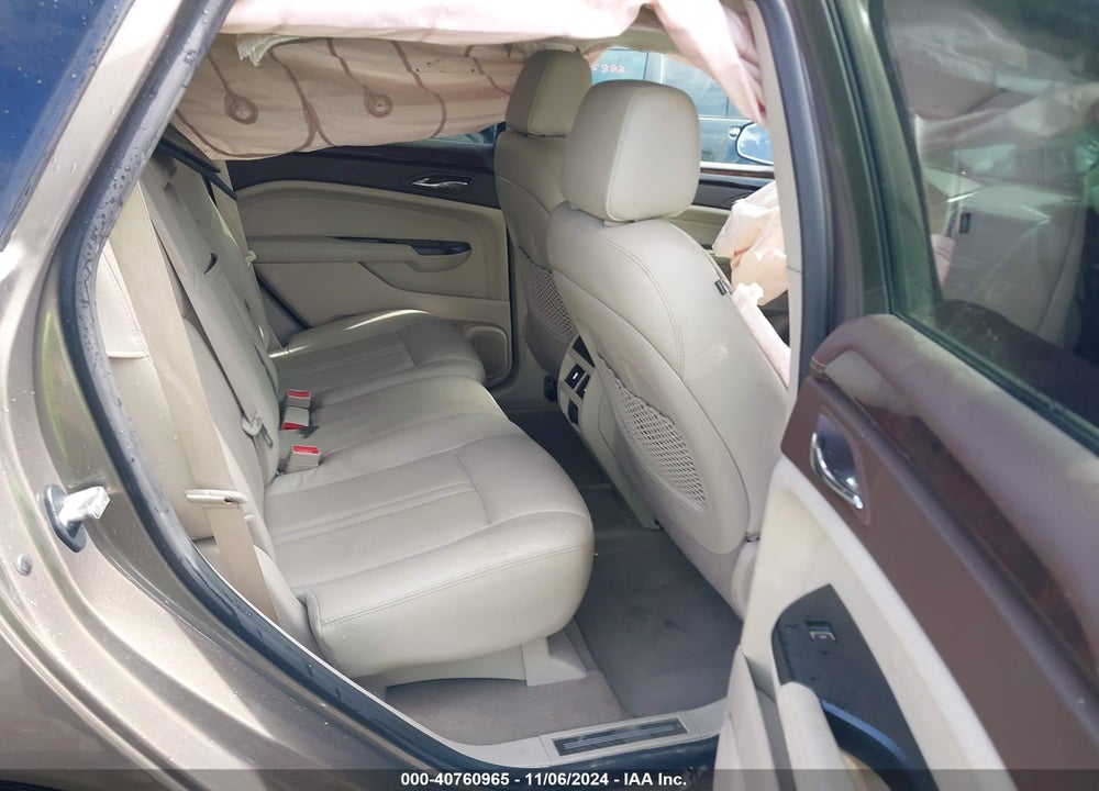 2014 CADILLAC SRX LUXURY COLLECTION VIN: 3GYFNBE31ES663422