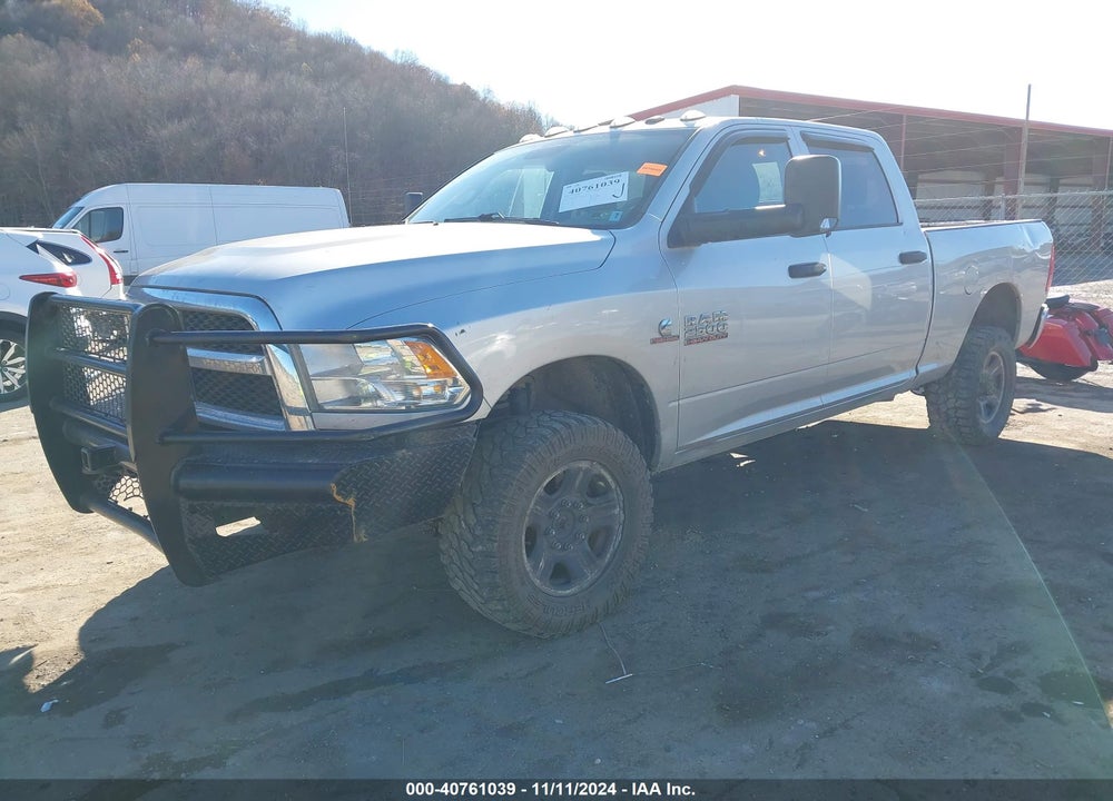 2018 RAM 2500 TRADESMAN 4X4 6'4 BOX VIN: 3C6UR5CL9JG164863