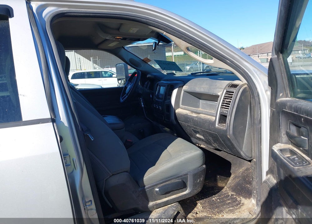 2018 RAM 2500 TRADESMAN 4X4 6'4 BOX VIN: 3C6UR5CL9JG164863