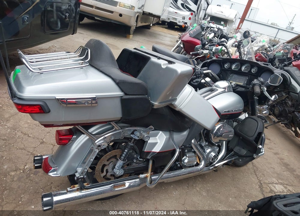 2015 HARLEY-DAVIDSON FLHTKL ULTRA LIMITED LOW VIN: 1HD1KKL16FB622466