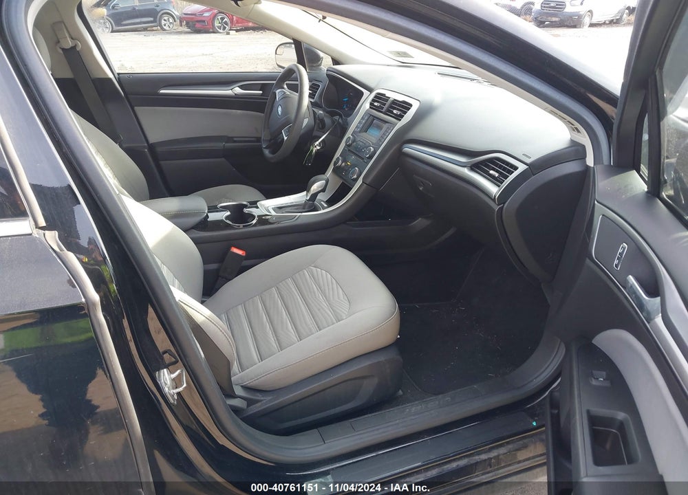 2016 FORD FUSION S VIN: 3FA6P0G79GR324606