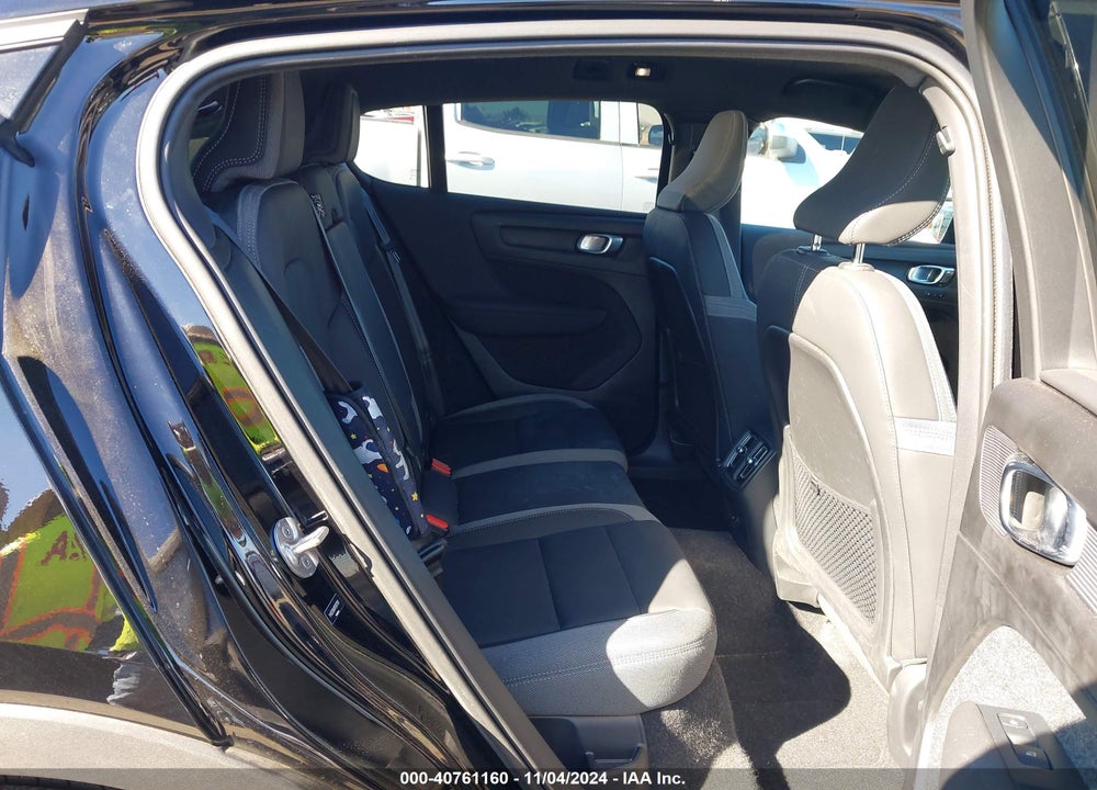 2023 VOLVO C40 RECHARGE PURE ELECTRIC TWIN CORE VIN: YV4ED3GK8P2051101