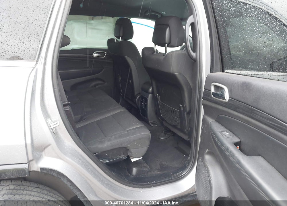 2019 JEEP GRAND CHEROKEE LAREDO E 4X4 VIN: 1C4RJFAG1KC719715