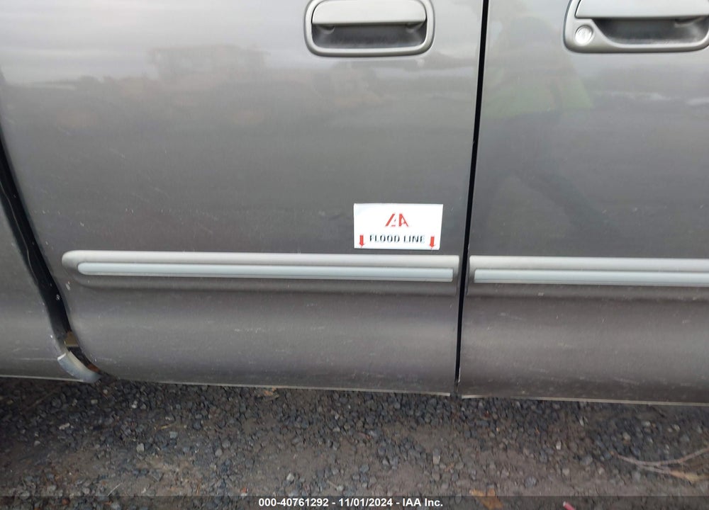 2003 TOYOTA TUNDRA LTD V8 VIN: 5TBBT48163S337836
