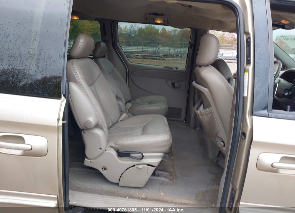 2003 CHRYSLER TOWN & COUNTRY LXI VIN: 2C4GP54L23R209892