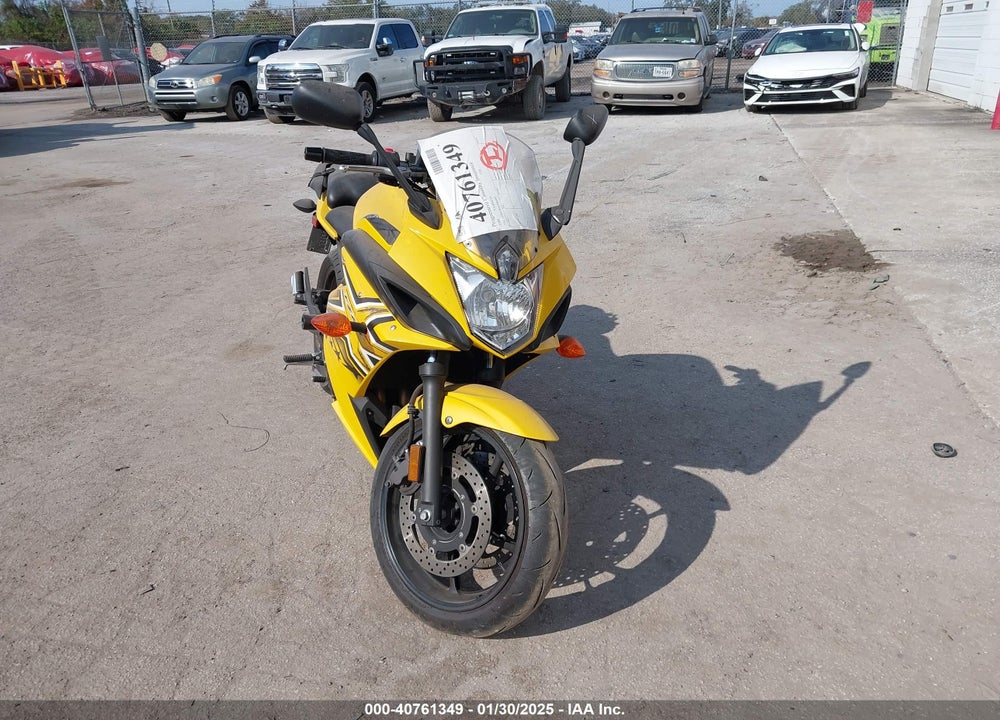 2009 YAMAHA FZ6 R VIN: JYARJ18E69A000999