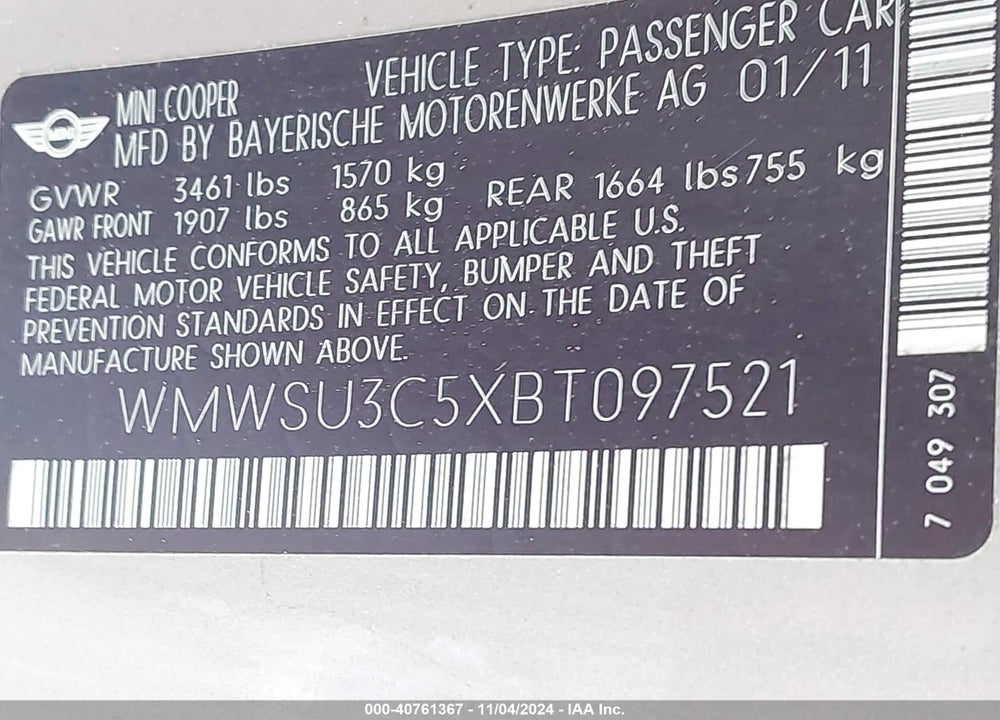 2011 MINI COOPER VIN: WMWSU3C5XBT097521