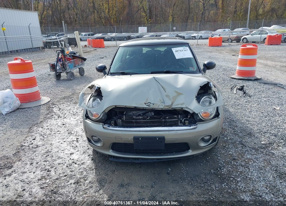 2011 MINI COOPER VIN: WMWSU3C5XBT097521
