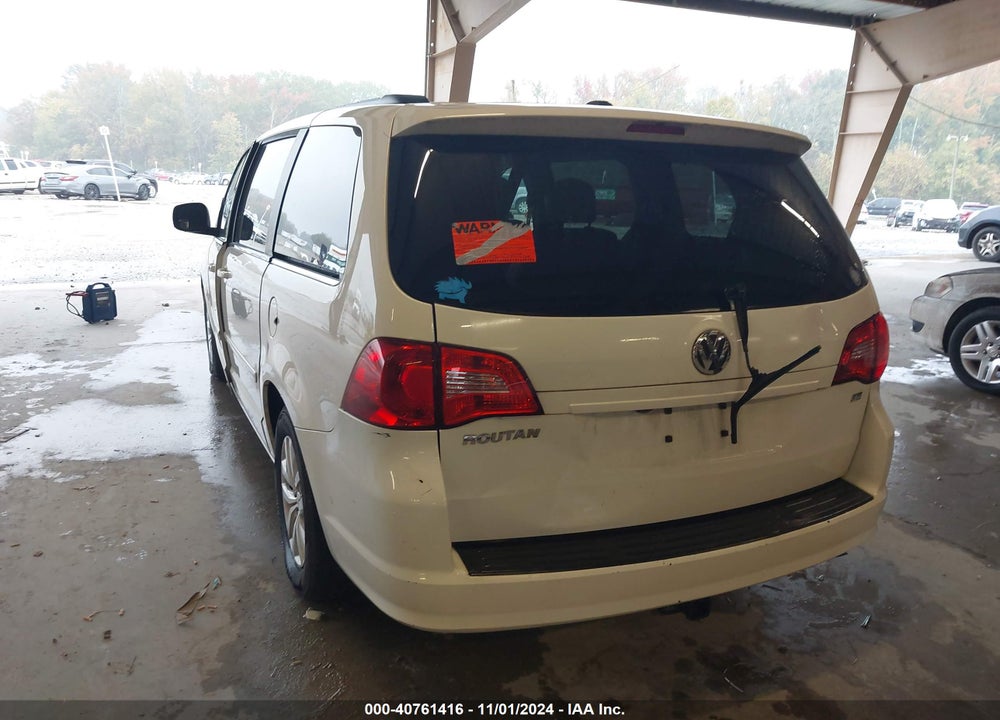 2012 VOLKSWAGEN ROUTAN SE VIN: 2C4RVABG4CR391964