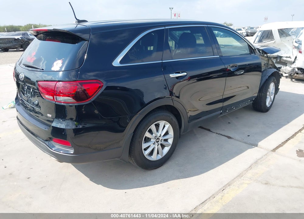 2019 KIA SORENTO 2.4L LX VIN: 5XYPG4A31KG518741