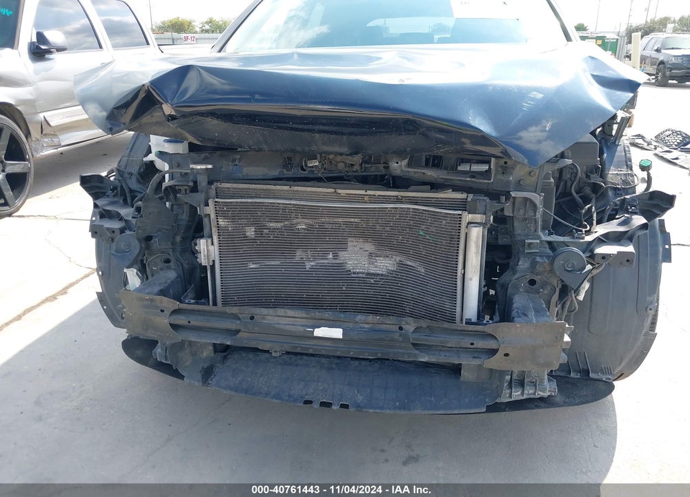 2019 KIA SORENTO 2.4L LX VIN: 5XYPG4A31KG518741