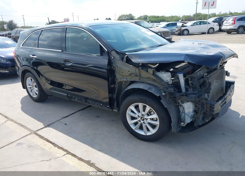 2019 KIA SORENTO 2.4L LX VIN: 5XYPG4A31KG518741