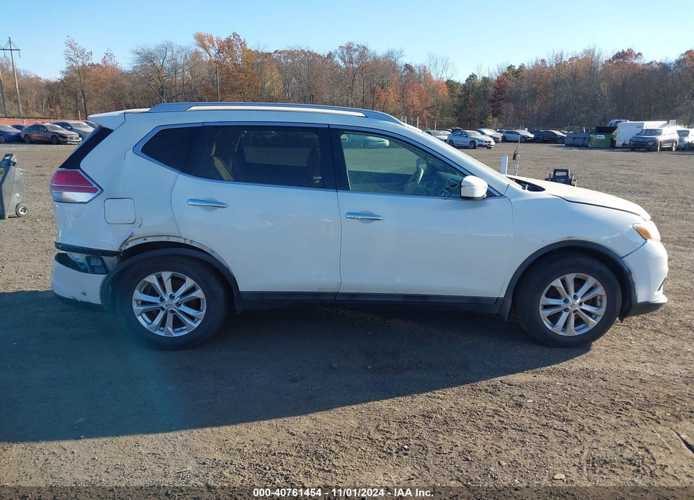 2015 NISSAN ROGUE SV VIN: 5N1AT2MT5FC884614