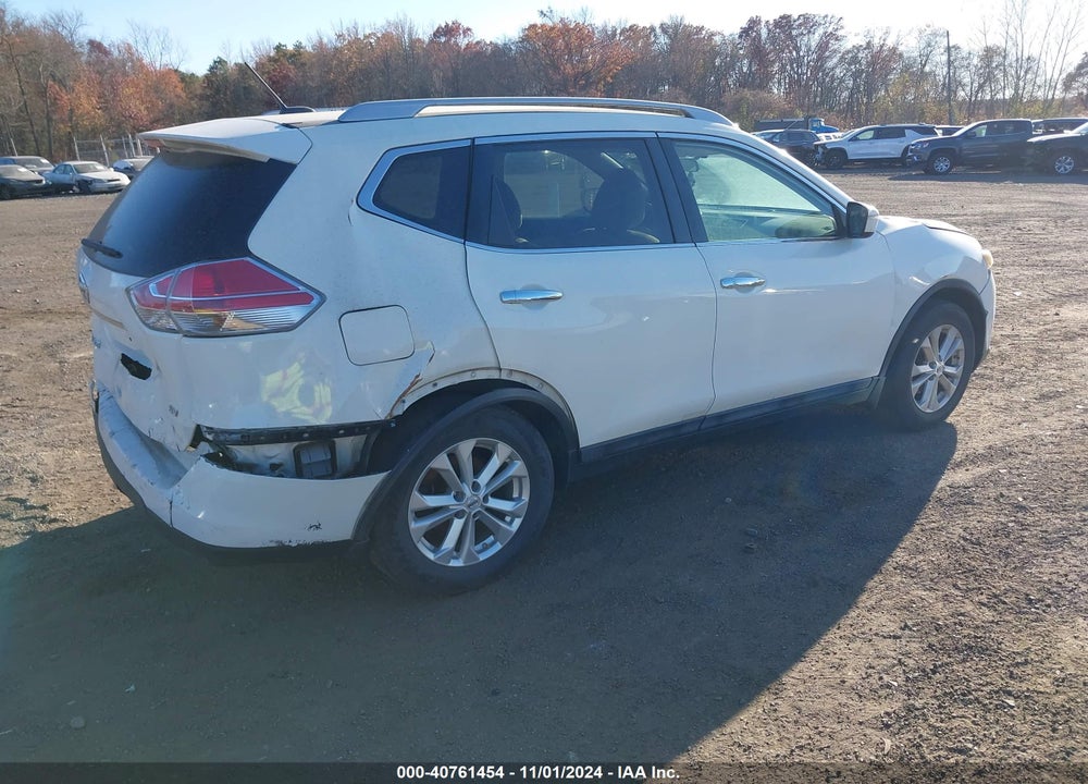 2015 NISSAN ROGUE SV VIN: 5N1AT2MT5FC884614