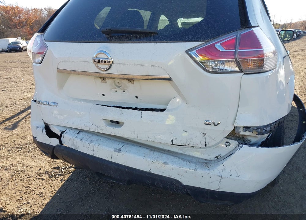 2015 NISSAN ROGUE SV VIN: 5N1AT2MT5FC884614