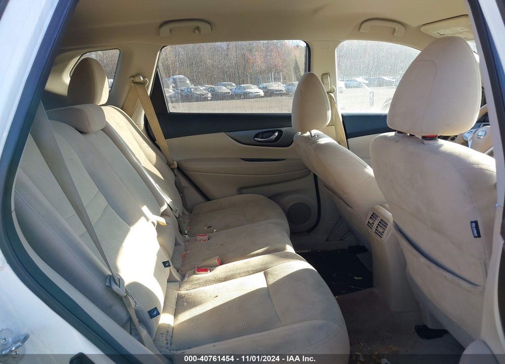 2015 NISSAN ROGUE SV VIN: 5N1AT2MT5FC884614