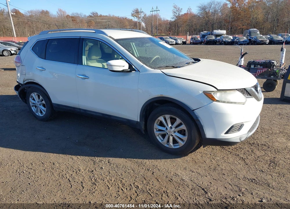 2015 NISSAN ROGUE SV VIN: 5N1AT2MT5FC884614