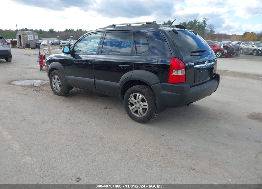 2007 HYUNDAI TUCSON LIMITED/SE VIN: KM8JN72D37U671188