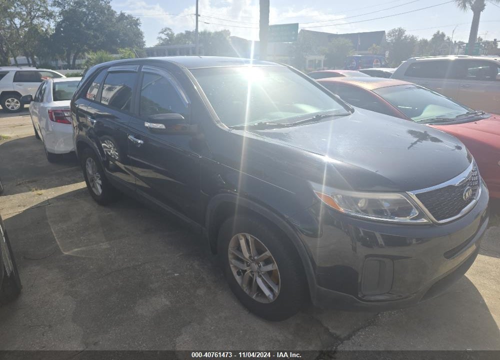 2014 KIA SORENTO LX VIN: 5XYKT3A61EG521296