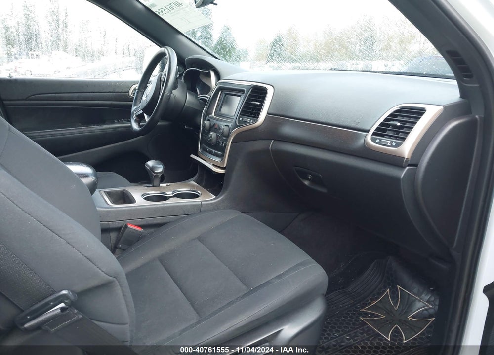 2015 JEEP GRAND CHEROKEE LAREDO VIN: 1C4RJFAG4FC234149