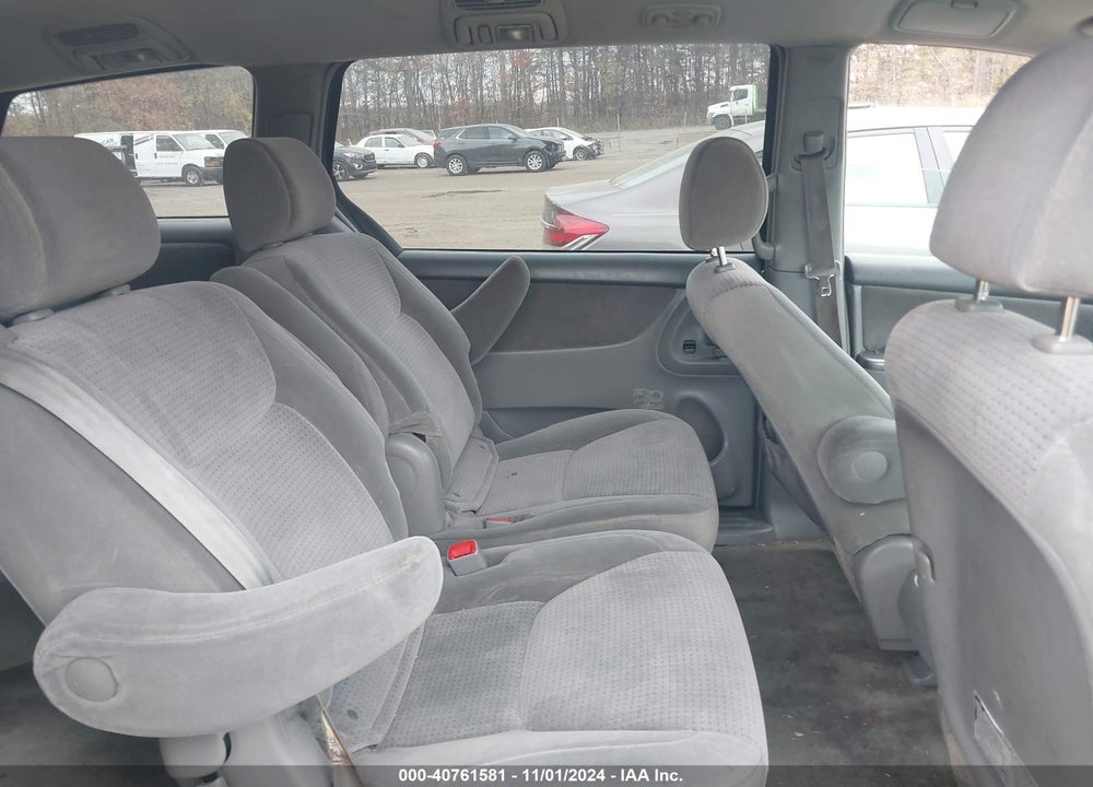 2006 TOYOTA SIENNA LE VIN: 5TDZA23C76S448117