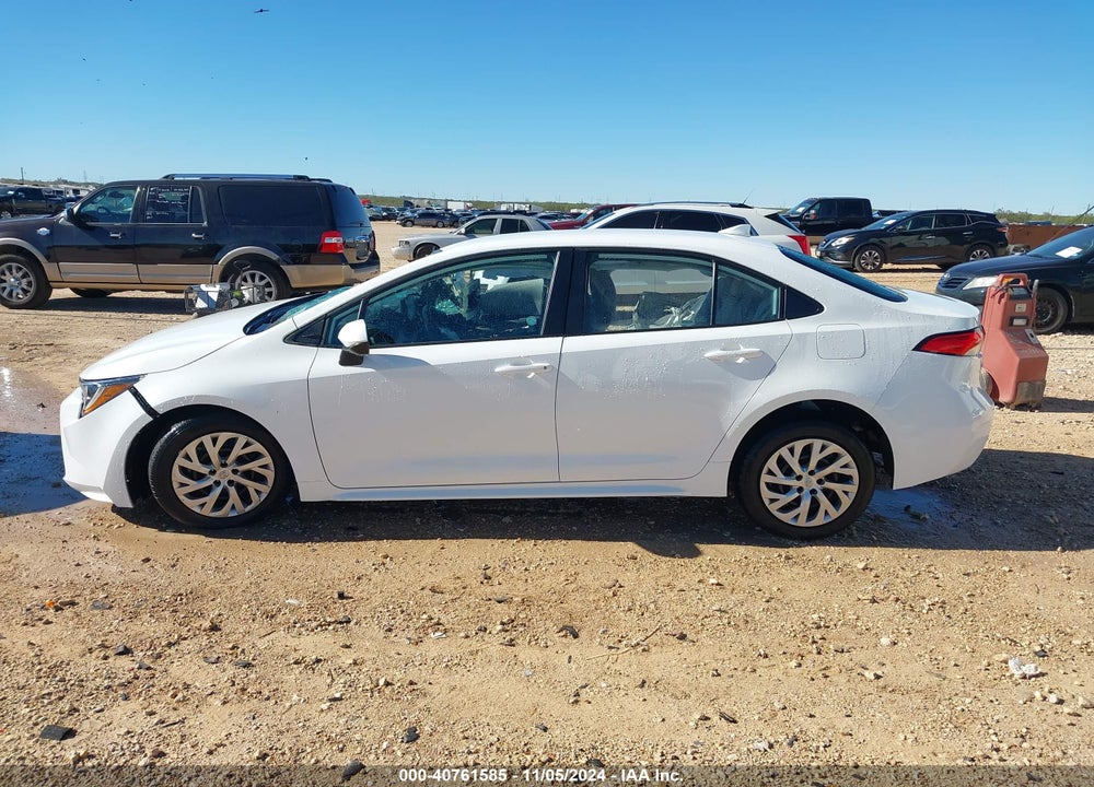 2022 TOYOTA COROLLA LE VIN: 5YFEPMAE5NP337280
