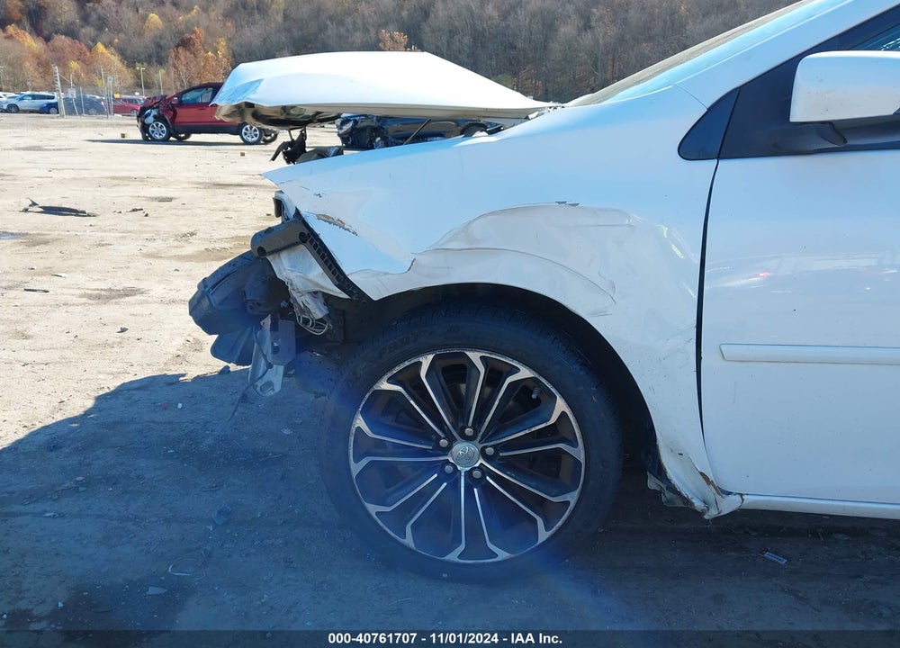 2014 TOYOTA COROLLA S PLUS VIN: 2T1BURHE5EC040136