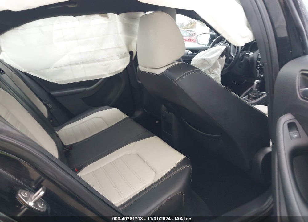 2016 VOLKSWAGEN JETTA 1.8T SPORT VIN: 3VWD17AJ7GM237569