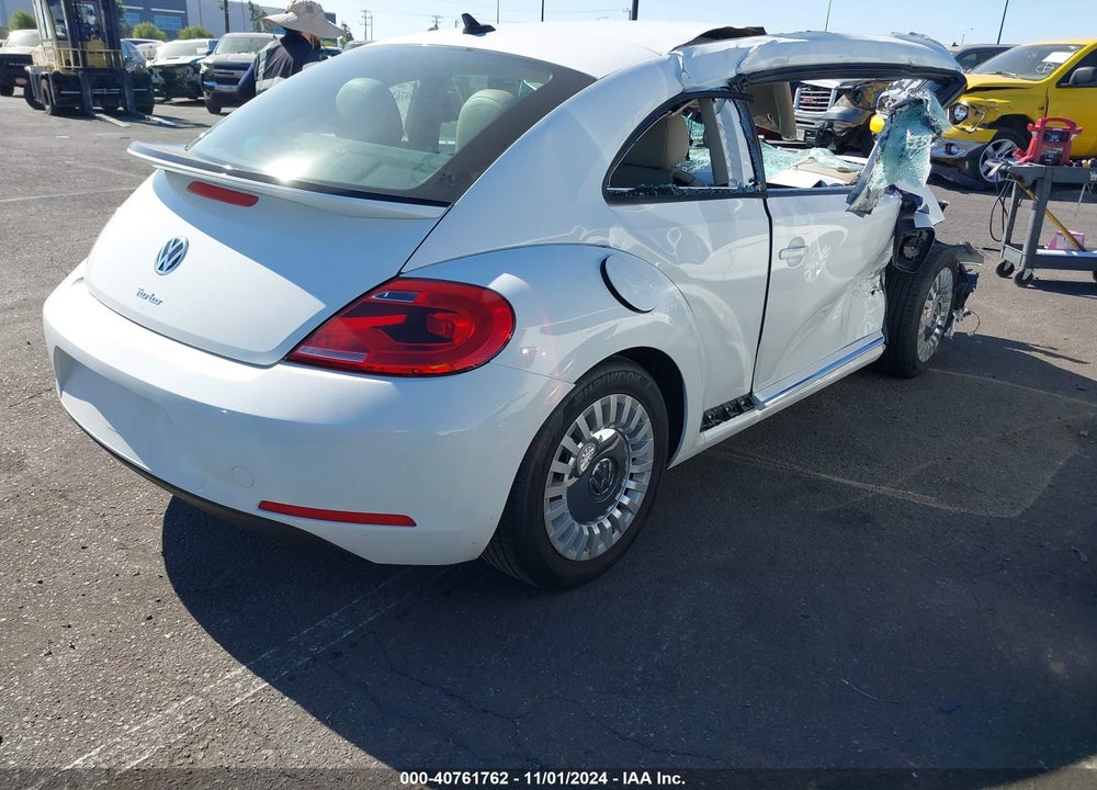 2016 VOLKSWAGEN BEETLE 1.8T SE VIN: 3VWJ17AT7GM604717