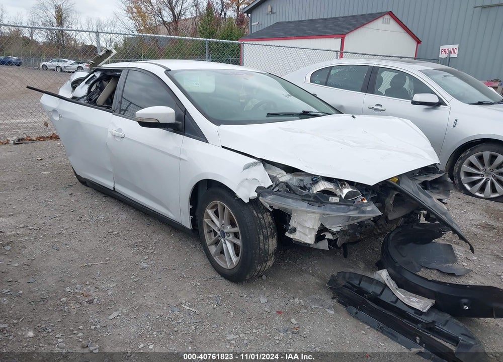 2017 FORD FOCUS SE VIN: 1FADP3F24HL332501