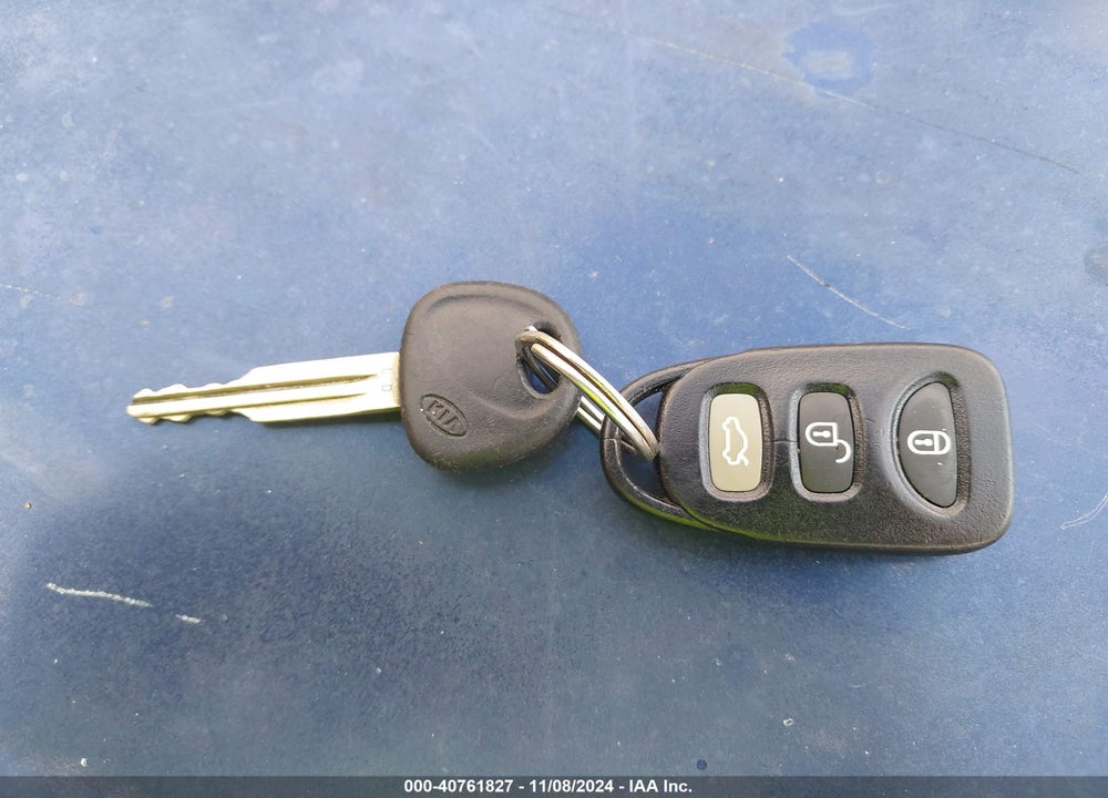 2008 KIA SPECTRA EX VIN: KNAFE121185555414
