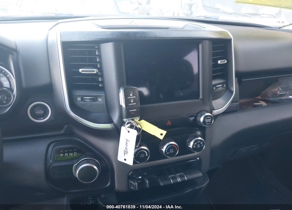 2019 RAM 1500 BIG HORN/LONE STAR 4X2 5'7 BOX VIN: 1C6RREFT9KN771324