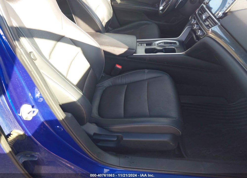 2018 HONDA ACCORD SPORT 2.0T VIN: 1HGCV2F33JA051551