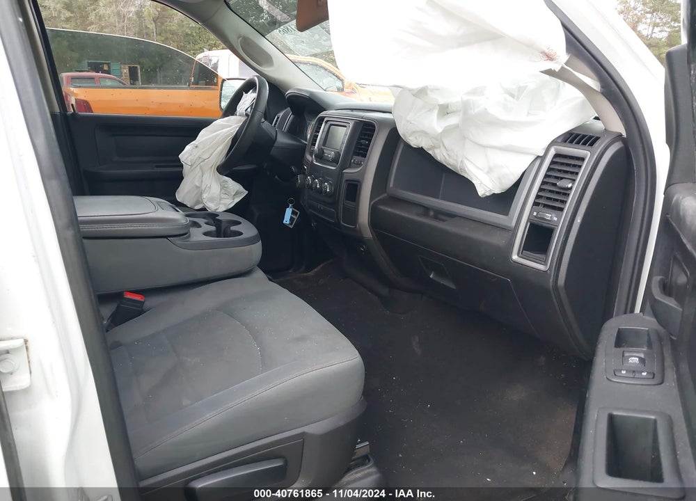2020 RAM 1500 CLASSIC TRADESMAN 4X4 5'7 BOX VIN: 3C6RR7KG6LG134471