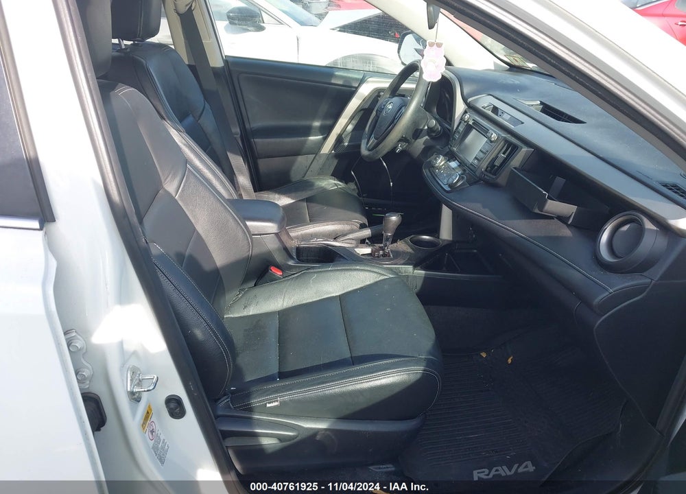 2015 TOYOTA RAV4 XLE VIN: 2T3RFREV3FW321338