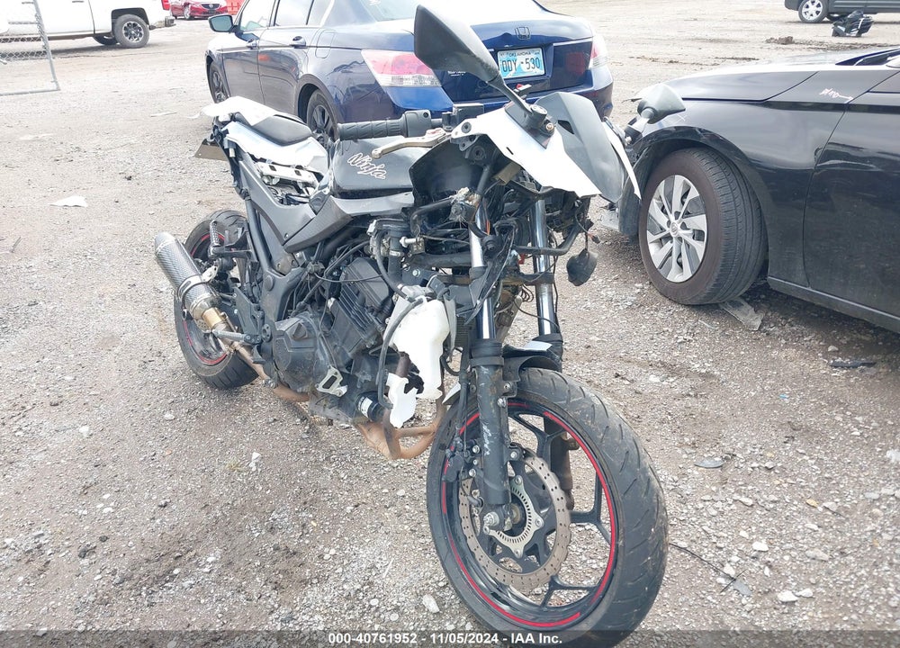 2014 KAWASAKI EX300 B VIN: JKAEX8B16EA002451