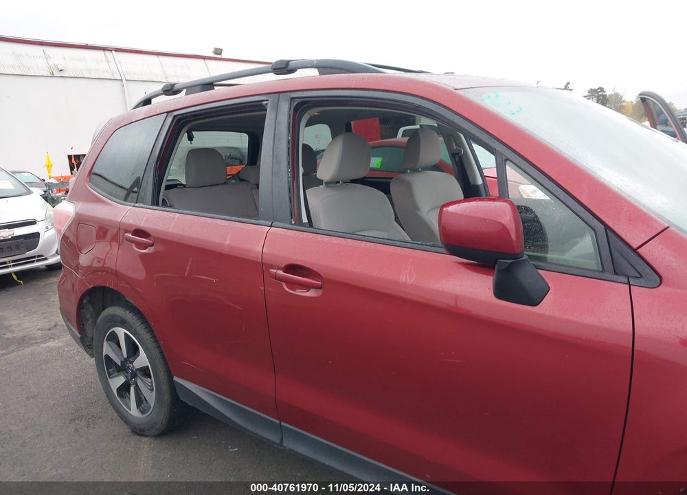 2017 SUBARU FORESTER 2.5I PREMIUM VIN: JF2SJAECXHH440076