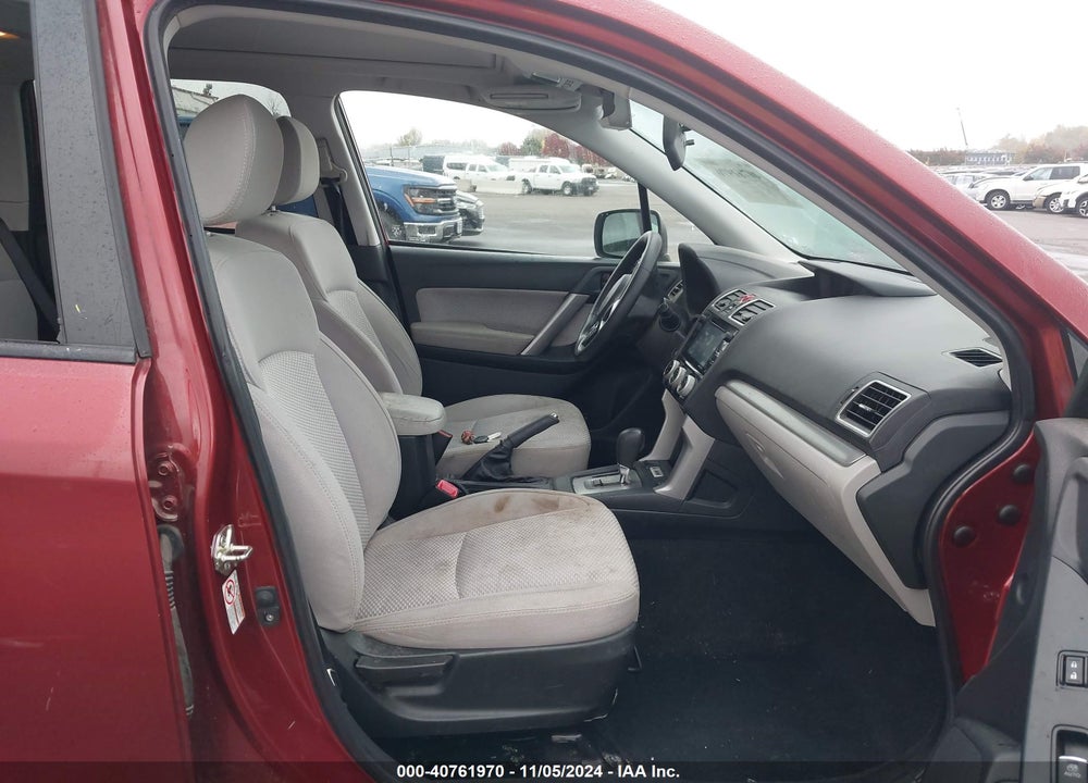 2017 SUBARU FORESTER 2.5I PREMIUM VIN: JF2SJAECXHH440076