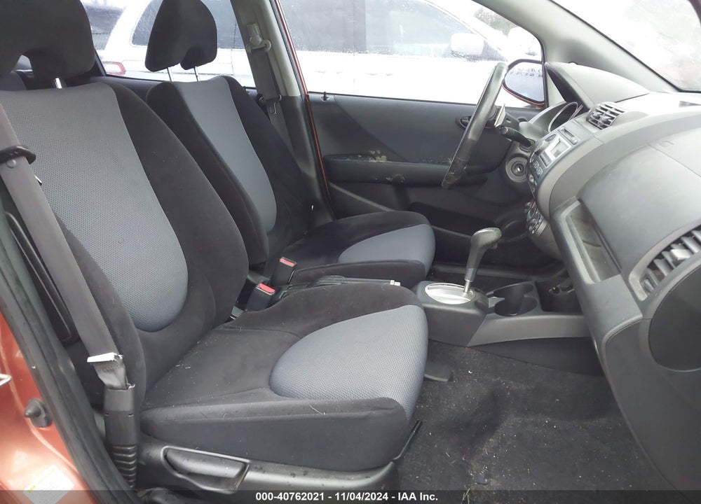 2008 HONDA FIT SPORT VIN: JHMGD38688S020833