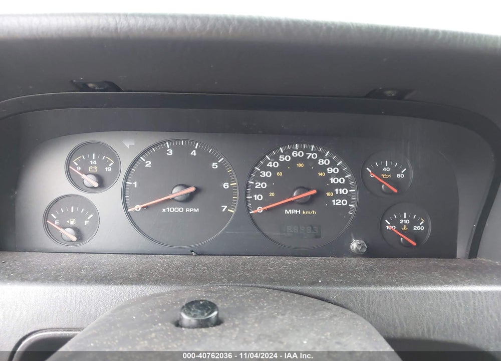 2000 JEEP GRAND CHEROKEE LAREDO VIN: 1J4GW48S3YC380191