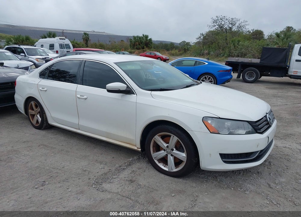 2013 VOLKSWAGEN PASSAT 2.5L SE VIN: 1VWBH7A36DC137156