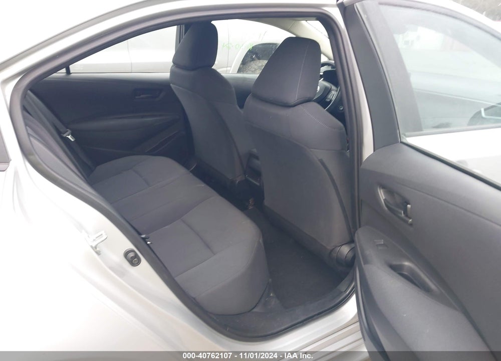 2022 TOYOTA COROLLA LE VIN: 5YFEPMAE2NP370303