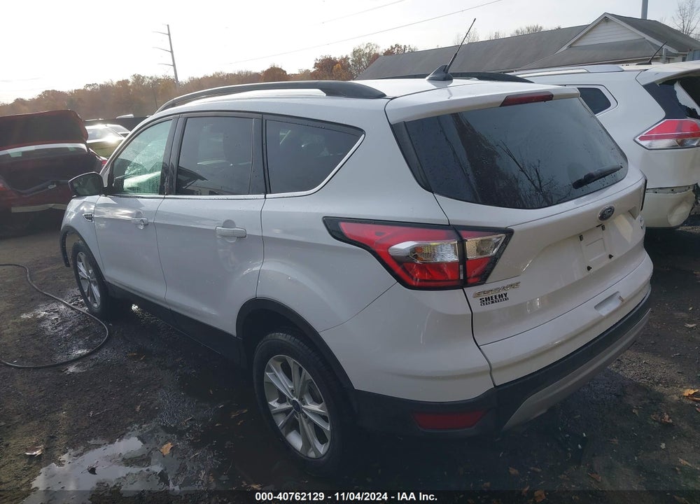 2018 FORD ESCAPE SE VIN: 1FMCU0GD7JUB58979