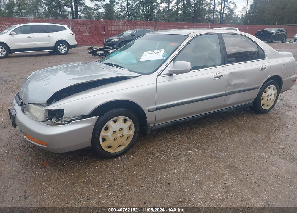 1996 HONDA ACCORD LX/EX VIN: 1HGCD5635TA145373